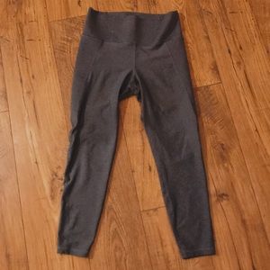 old navy active wear 7/8 leggings